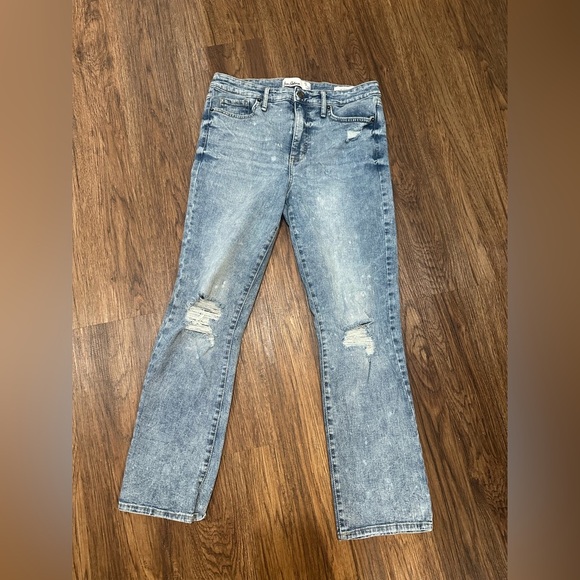 Sam Edelman straight-leg blues with a classic worn look - Picture 2 of 8